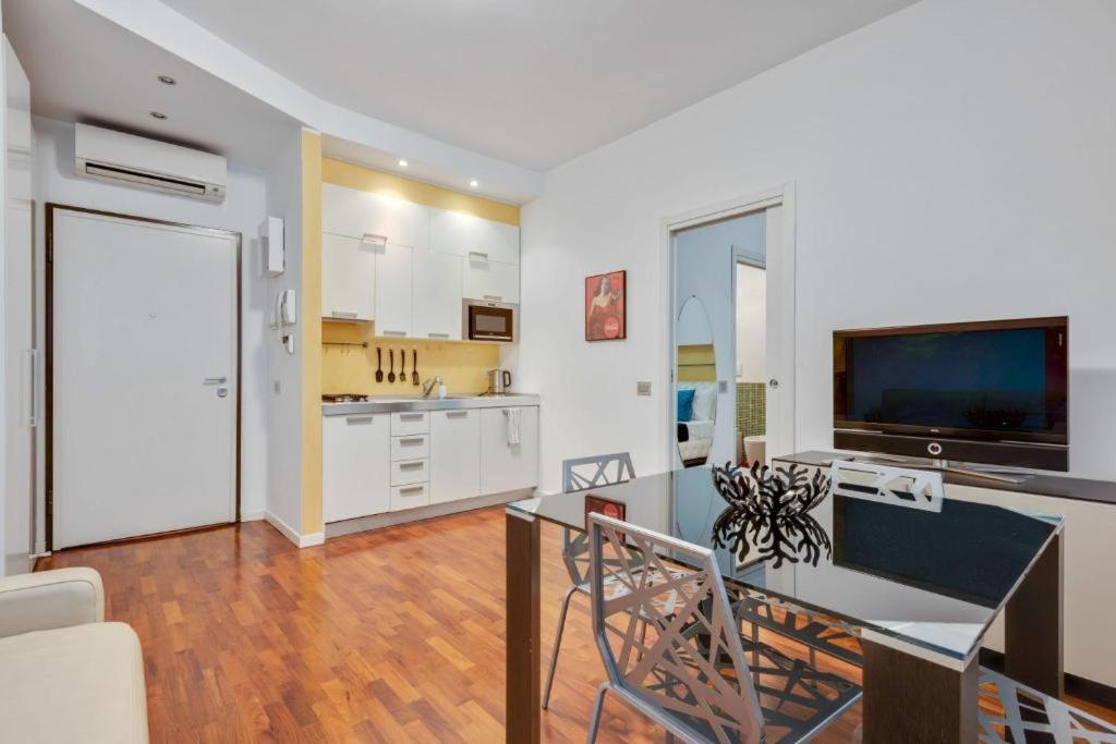 Amazing Apt In The Heart Of Pta Venezia 밀라노 외부 사진